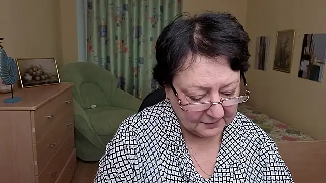 Margo_Moll's cam snapshot