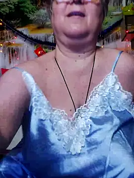 QueenPammy1 live sex cam