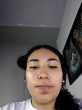 AmberGold-'s cam snapshot