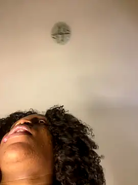 Boneca25's cam snapshot