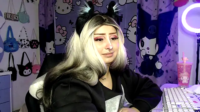 lussyevans24's cam snapshot