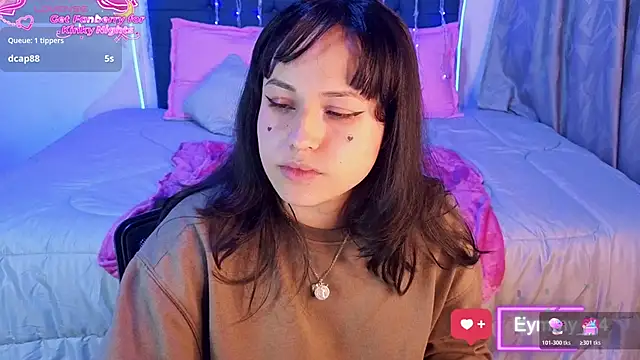 Eymmy_24's cam snapshot