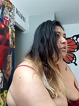 curvy_diva_'s cam snapshot