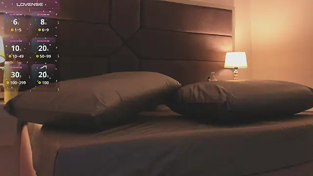 franceska_milf's cam snapshot