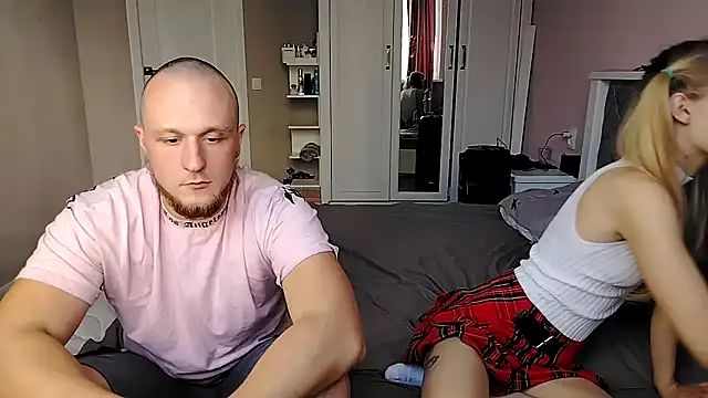 Daisy_Couple live sex cam