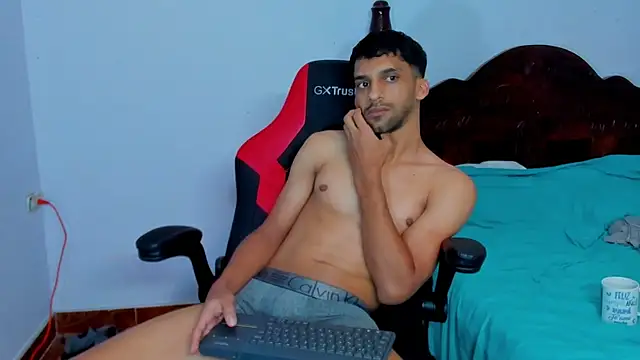 mike_shelby21 live sex cam