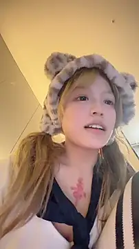 momo-2580 live sex cam