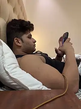 Vihaaanfucks live sex cam