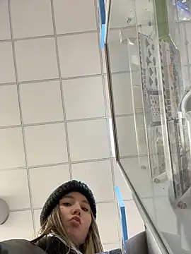 StephanieMur's cam snapshot