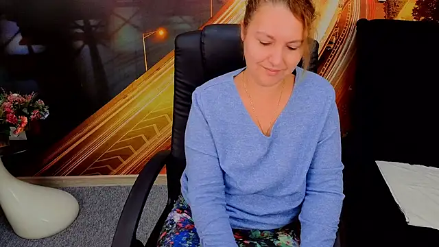 EmmaxPark's cam snapshot