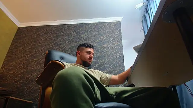 JoshKnights's cam snapshot