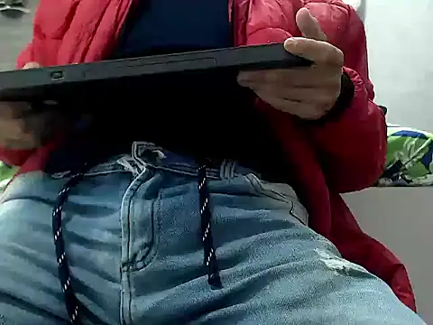 wiltom_'s cam snapshot