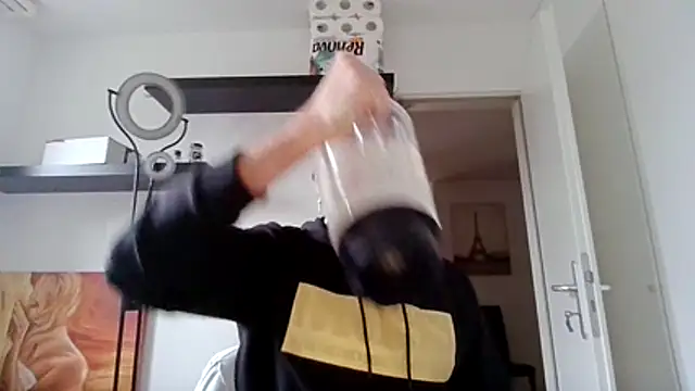 alpha-hunk's cam snapshot