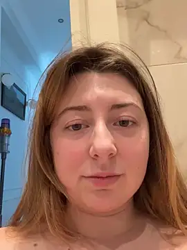 curvyflawless live sex cam