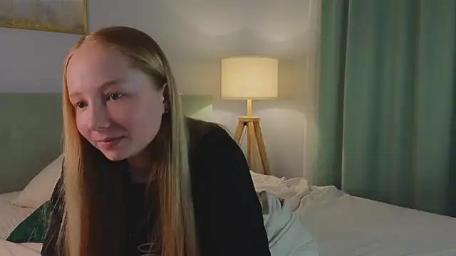 AdarnDeneui live sex cam