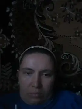 Romashka33011's cam snapshot