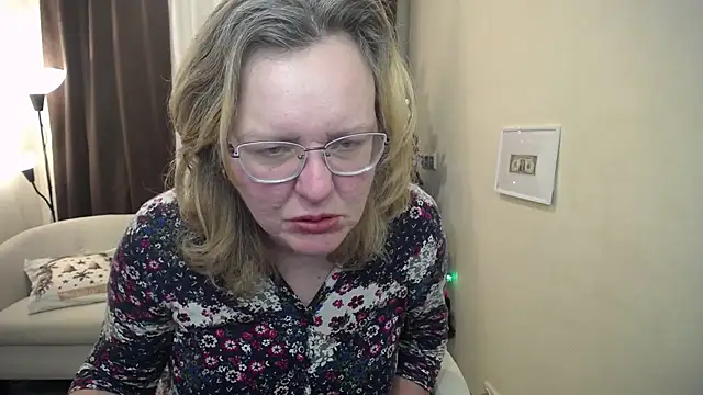 VestaWoody's cam snapshot