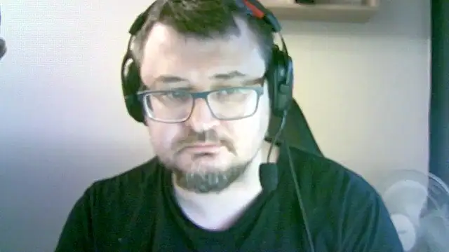 SirAbuser's cam snapshot