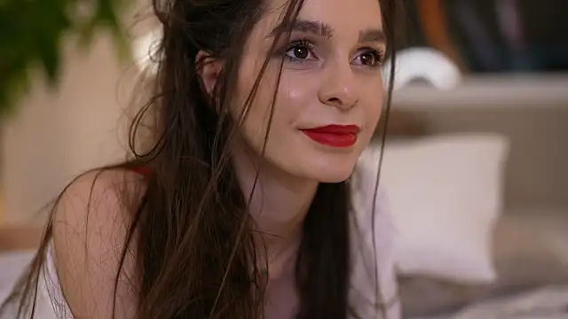 DoviaClaire's cam snapshot