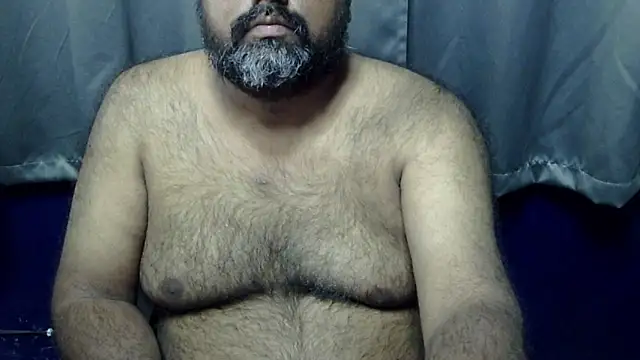 hairysubcub_70's cam snapshot