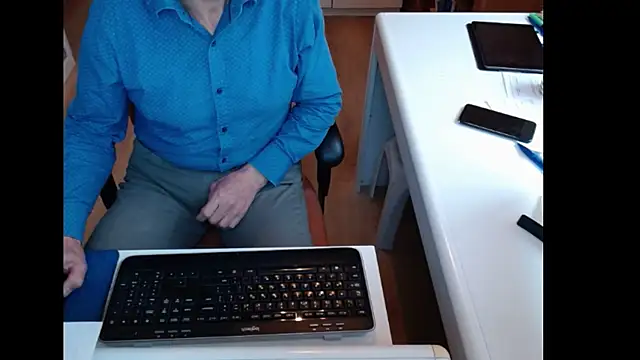 dutchpornking's cam snapshot