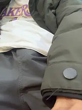 DarkMasterDesire's cam snapshot