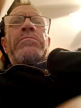 moasslicker's cam snapshot