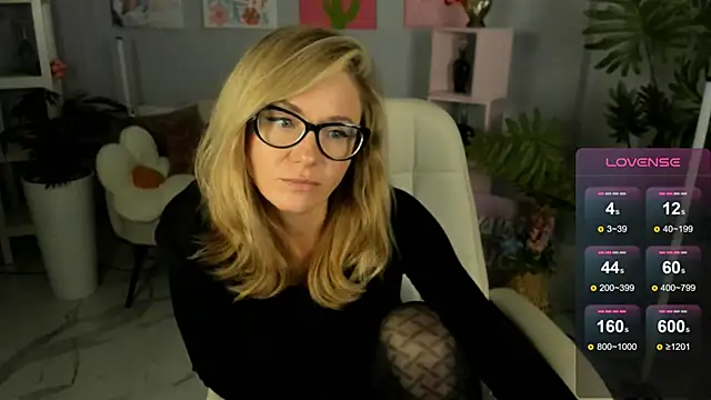 LadyIzabel live sex cam