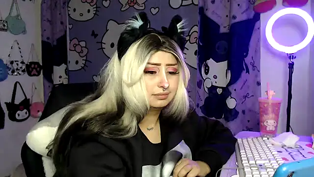 lussyevans24's cam snapshot