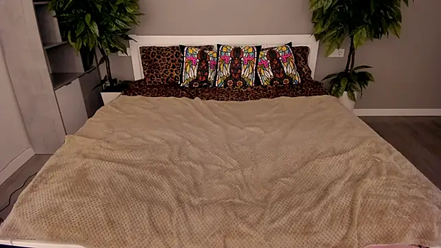 PaigePrado's cam snapshot