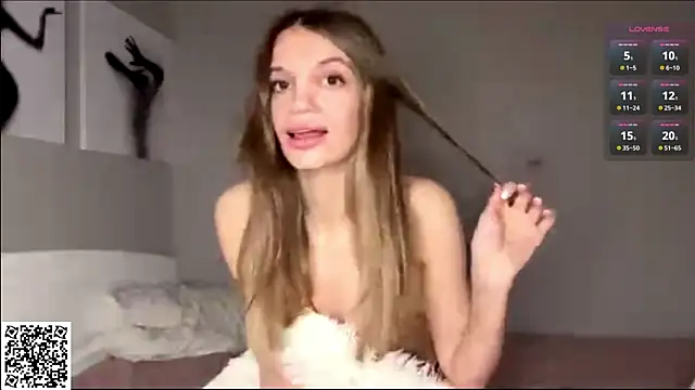 OdaMinty live sex cam