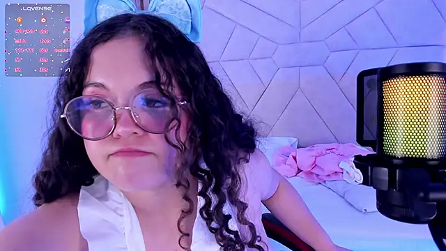 ShylySweet live sex cam