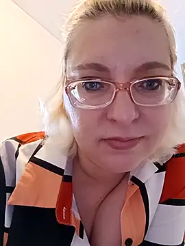 VikaKing live sex cam