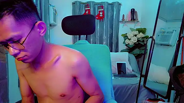 Skinny_BoyMilker69 live sex cam