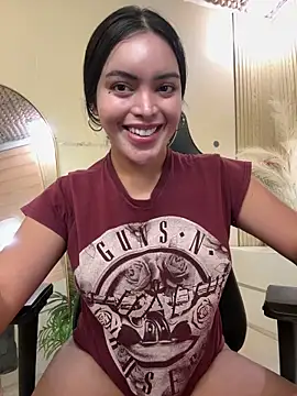 TS-SimplyTheBest live sex cam