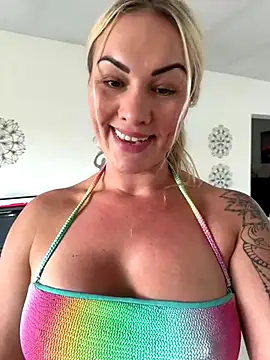 NastyMilf_ live sex cam