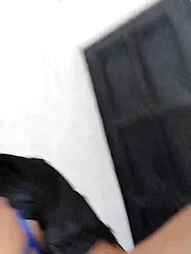 Sarahy- live sex cam