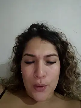 Sara_smiiith211 live sex cam