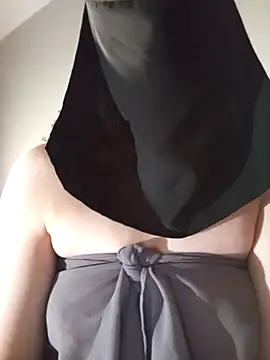 Milan-88 live sex cam