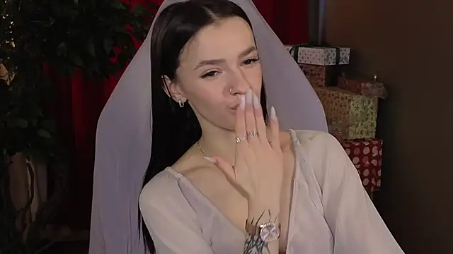 E_l_i_z_e_'s cam snapshot