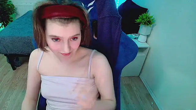 CranberryHot's cam snapshot