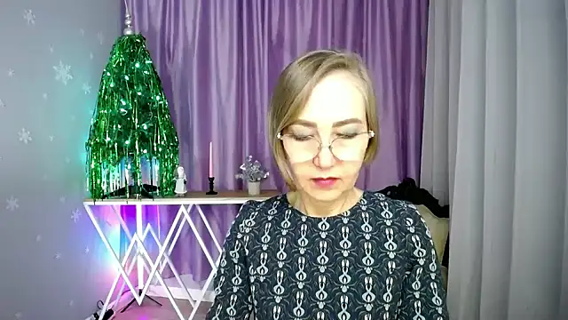 queen_a_n_i's cam snapshot