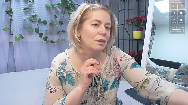 Lorabigass's cam snapshot