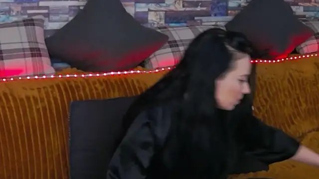 GrayLunna's cam snapshot