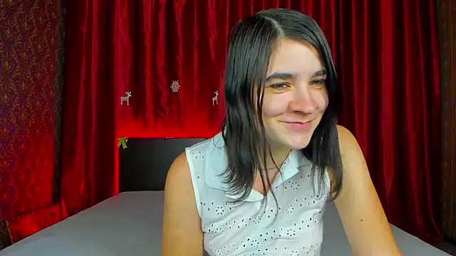 _Polly_Love_'s cam snapshot