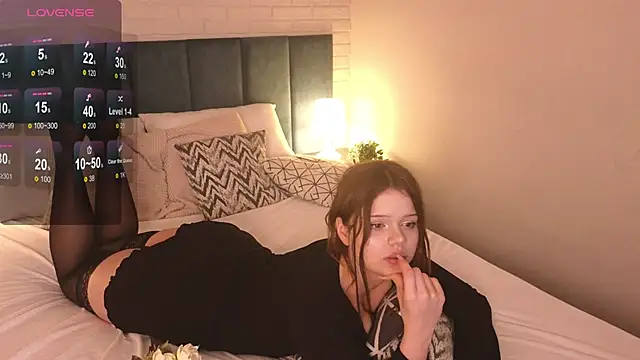 Sarah_babyyy's cam snapshot