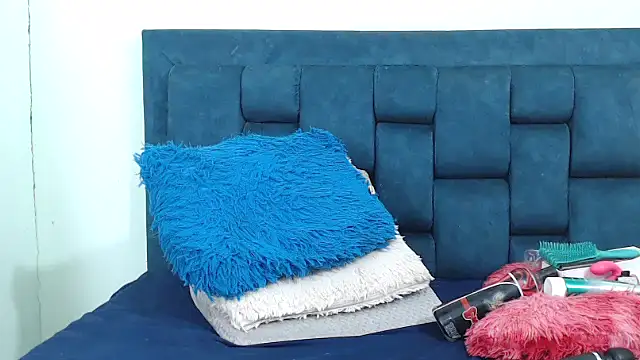 GabySteven's cam snapshot