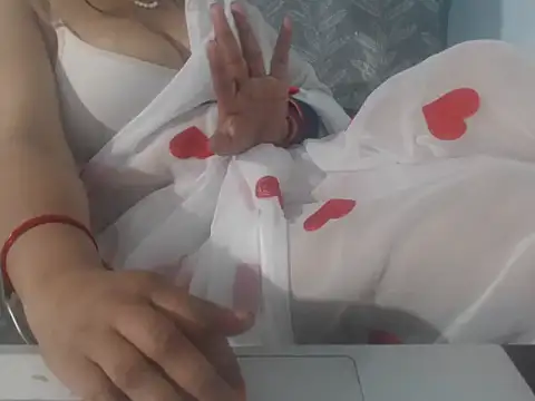 cute-priy's cam snapshot