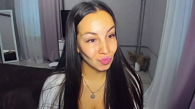 AvisFlowers's cam snapshot