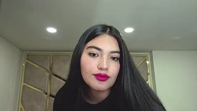 Frrreyaa's cam snapshot